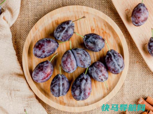 西梅熟了是硬的还是软的？硬的西梅会放软吗